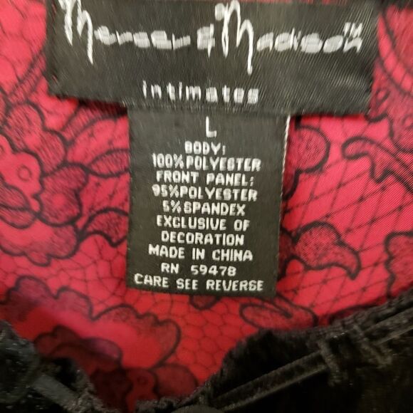 Mercer & Madison wine & black Mid Sleeve Blouse 👚 - Picture 4 of 6